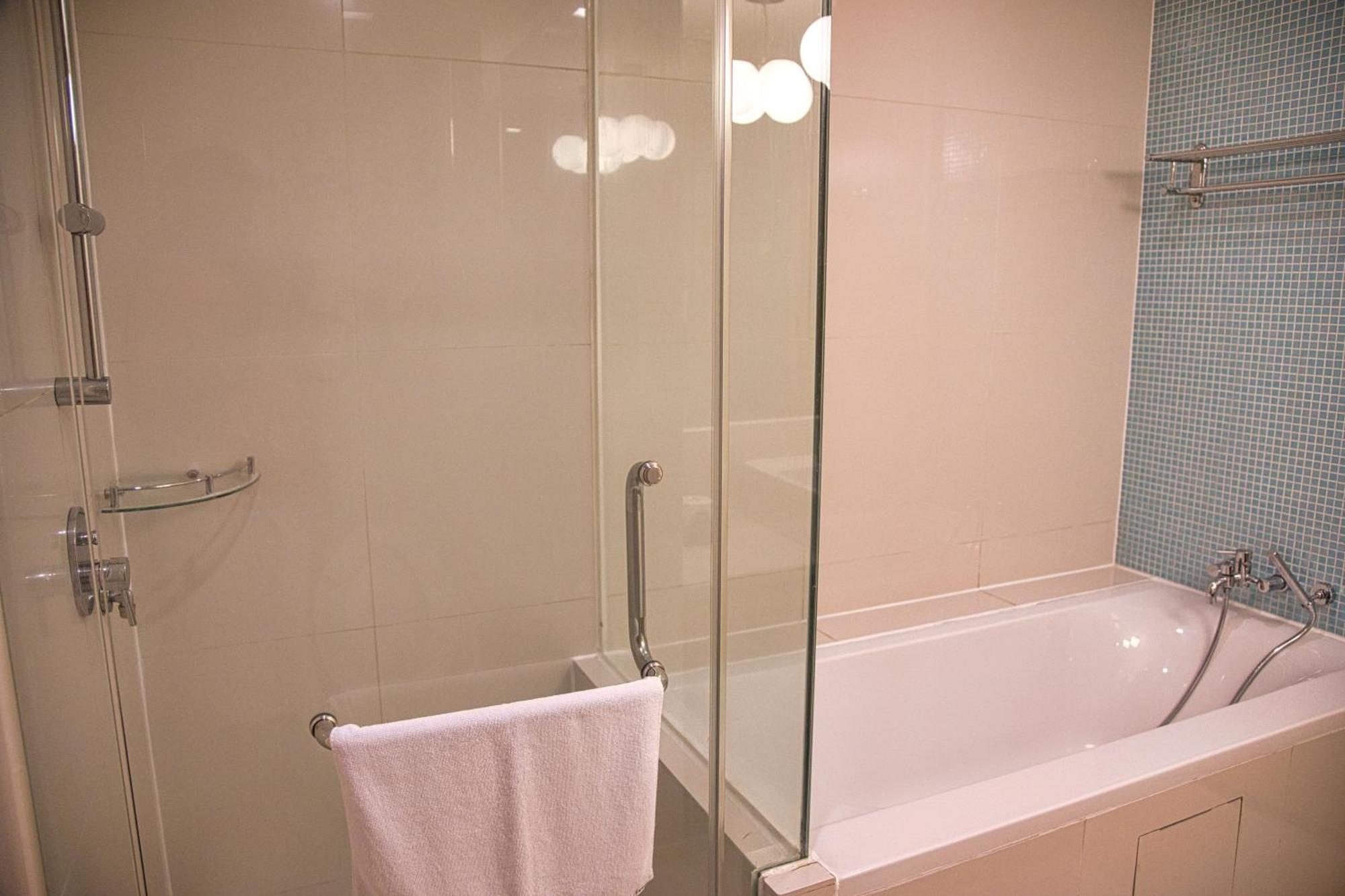 Apartment Luxury Cozy Cormar 5 Minutes Walk To Suria Klcc
