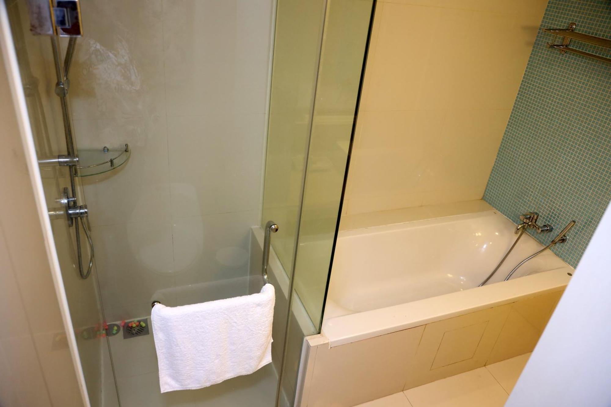 Luxury Cozy Cormar 5 Minutes Walk To Suria Klcc * Kuala Lumpur