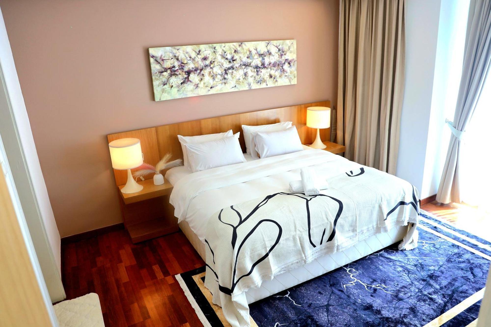 Apartment Luxury Cozy Cormar 5 Minutes Walk To Suria Klcc