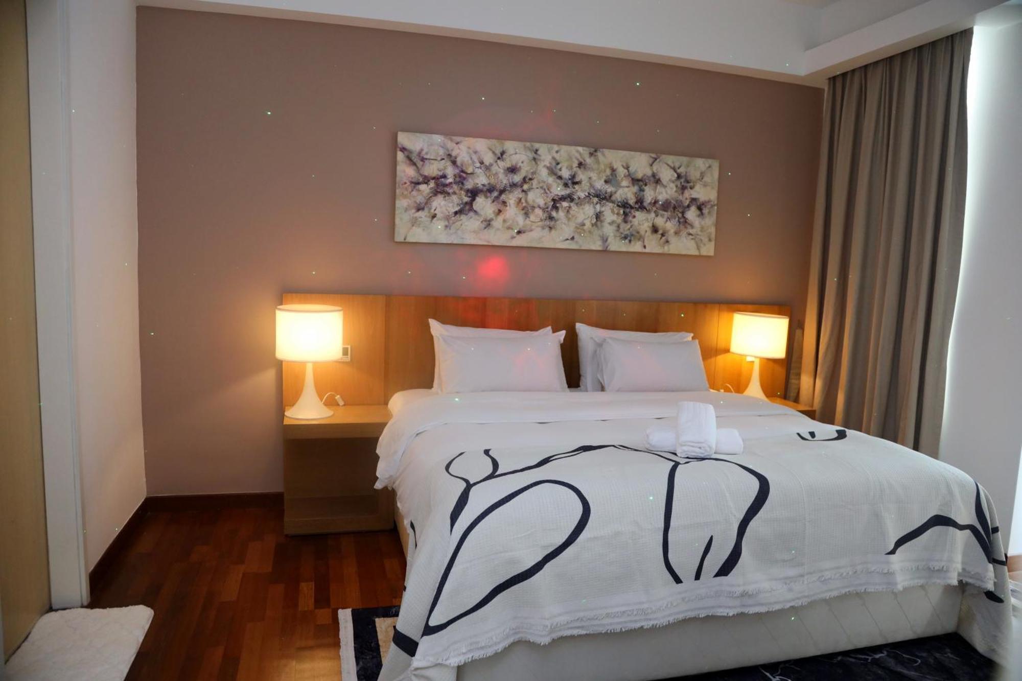 Luxury Cozy Cormar 5 Minutes Walk To Suria Klcc *